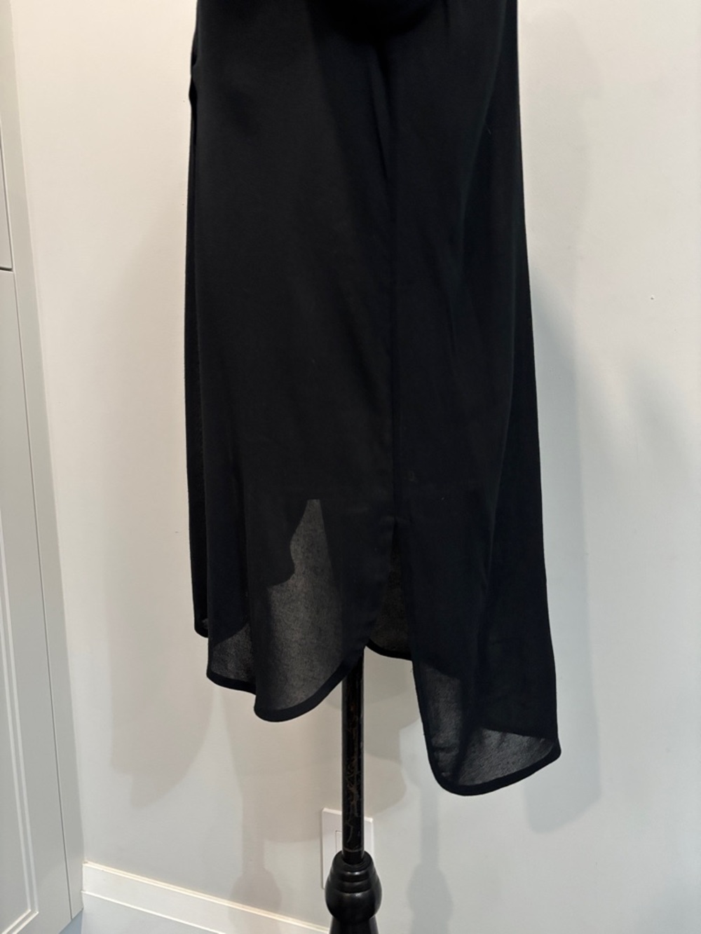 Vince Black V-Neck Blouse Semi Sheer Long Sleeve Minimalist Size S - Picture 5 of 15